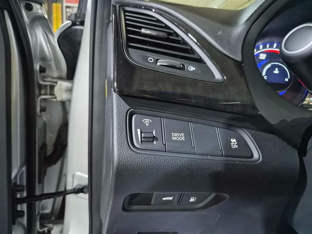 현대 그랜저HG 하이브리드 2.4 HEV 프리미엄 - 이미지 3