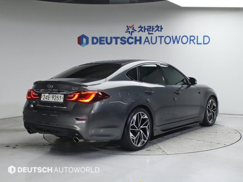 인피니티 Q70 3.7 AWD - 이미지 19