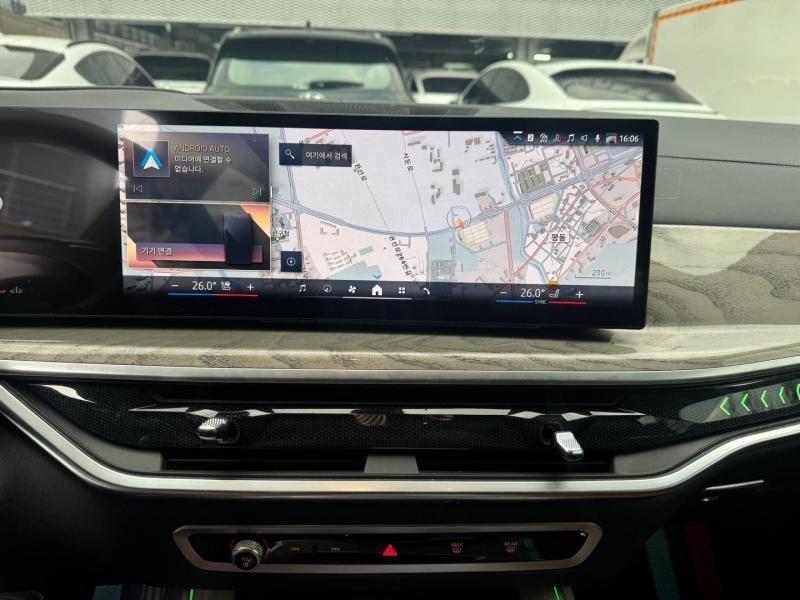 BMW X7 40i xDrive 디자인퓨어 엑셀런스 7인승 - 이미지 13