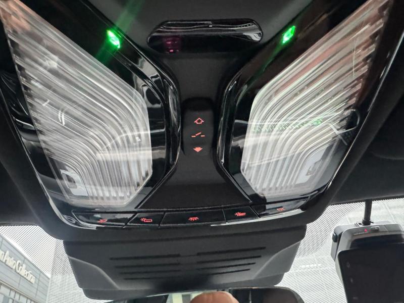 BMW X7 40i xDrive 디자인퓨어 엑셀런스 7인승 - 이미지 16