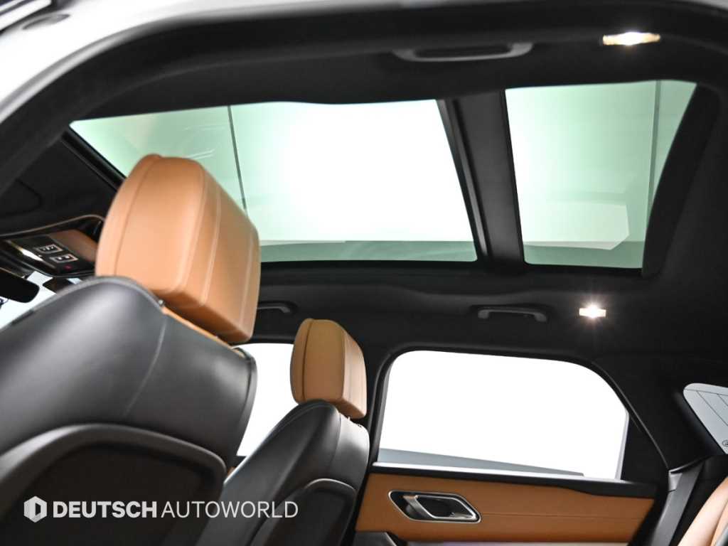 랜드로버 레인지로버 벨라 3.0 D300 HSE R다이나믹 - 이미지 18