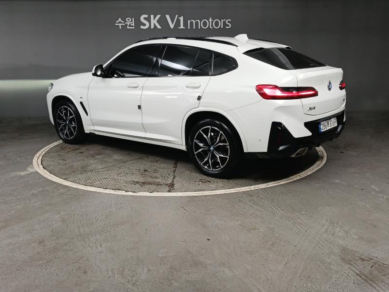 BMW X4(2세대) 20i xDrive M스포츠 - 이미지 17