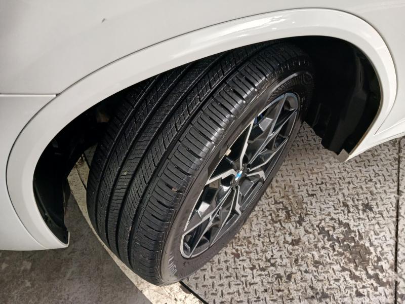 BMW X4(2세대) 20i xDrive M스포츠 - 이미지 3