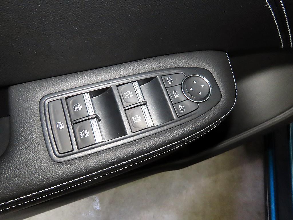 르노 (삼성) XM3 하이브리드 1.6 GTe 인스파이어(e-시프트) - 이미지 10