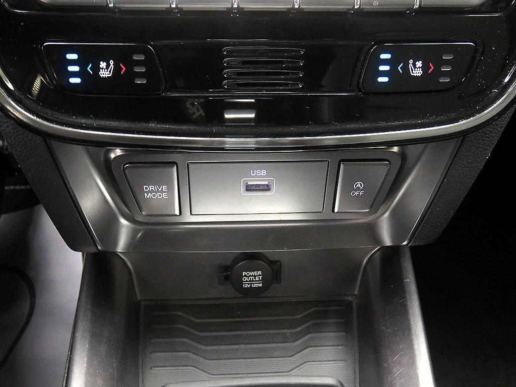 KG모빌리티(쌍용) 베리 뉴 티볼리 1.5 가솔린 2WD V3 - 이미지 5