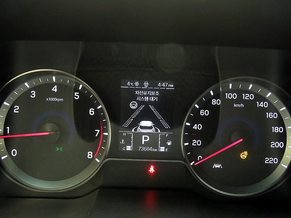 KG모빌리티(쌍용) 베리 뉴 티볼리 1.5 가솔린 2WD V3 - 이미지 18