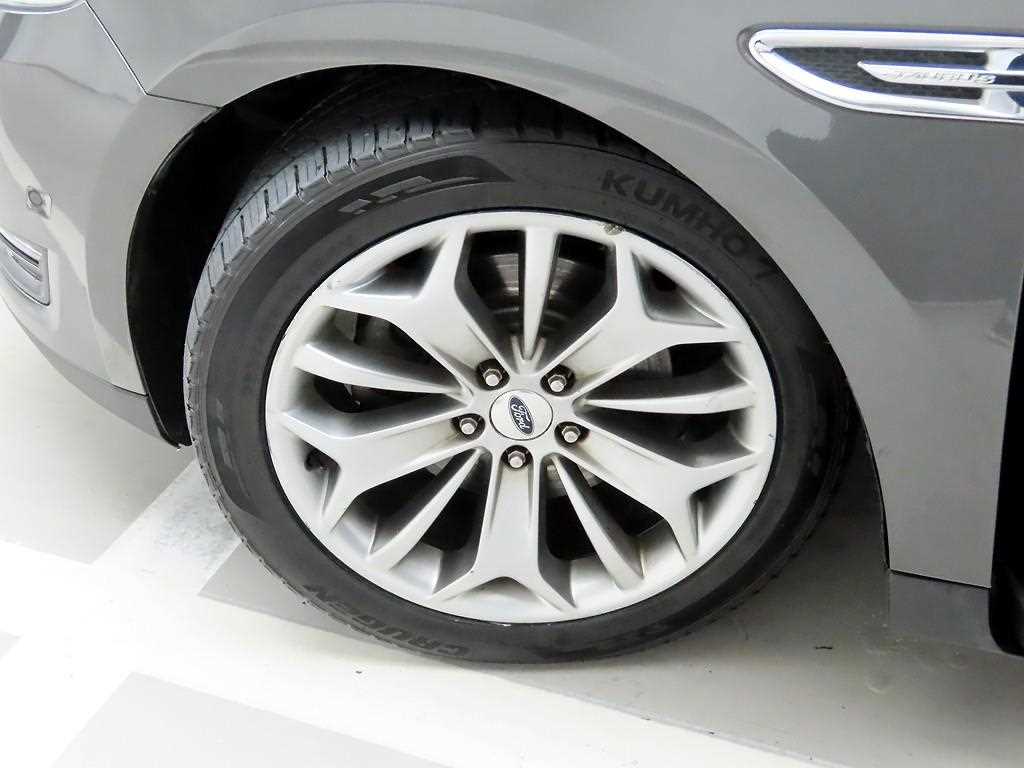 포드 토러스(6세대) 2.0 에코부스트 리미티드 - 이미지 14