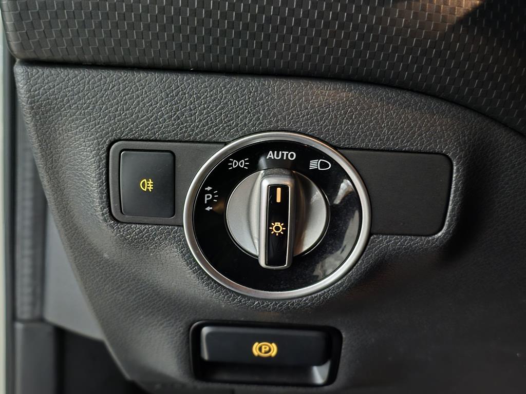 벤츠 A클래스(3세대) A180 CDI 나이트 - 이미지 11