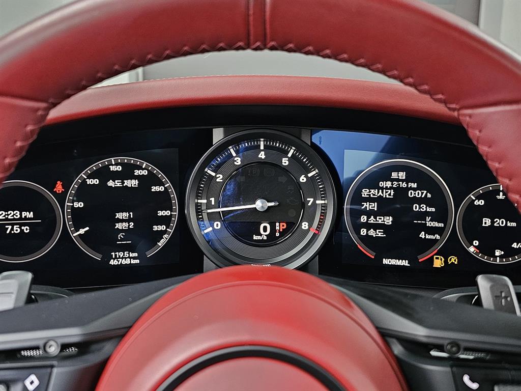 포르쉐 911(992) 카레라 4 - 이미지 8