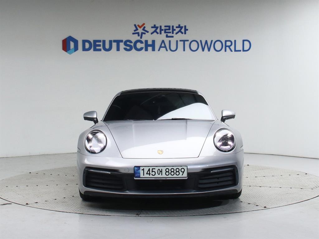 포르쉐 911(992) 카레라 4 - 이미지 11