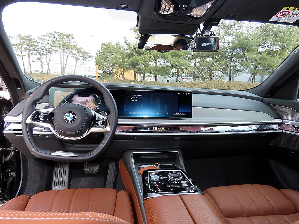 BMW 7시리즈(7세대) 740i sDrive DPE - 이미지 16