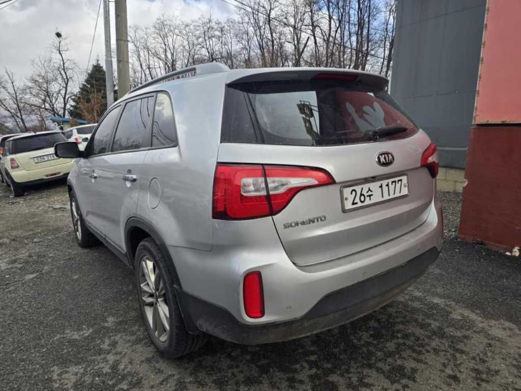 기아 뉴쏘렌토 R R2.0 2WD 프레스티지 - 이미지 12