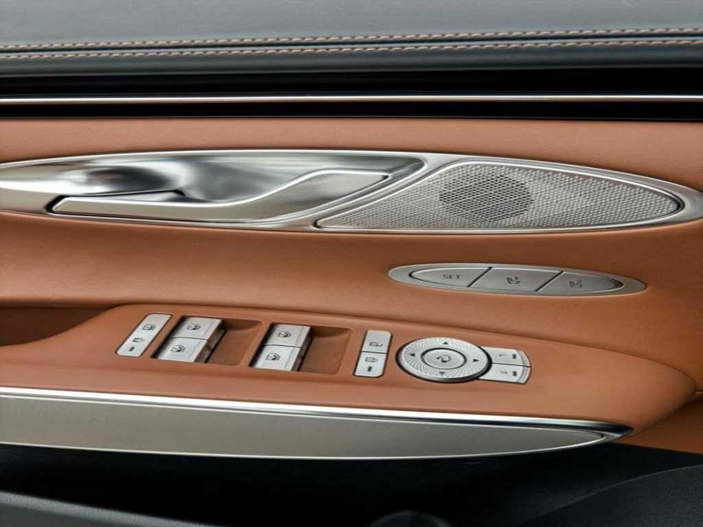 제네시스 GV70 2.5T 2WD 기본형 - 이미지 14