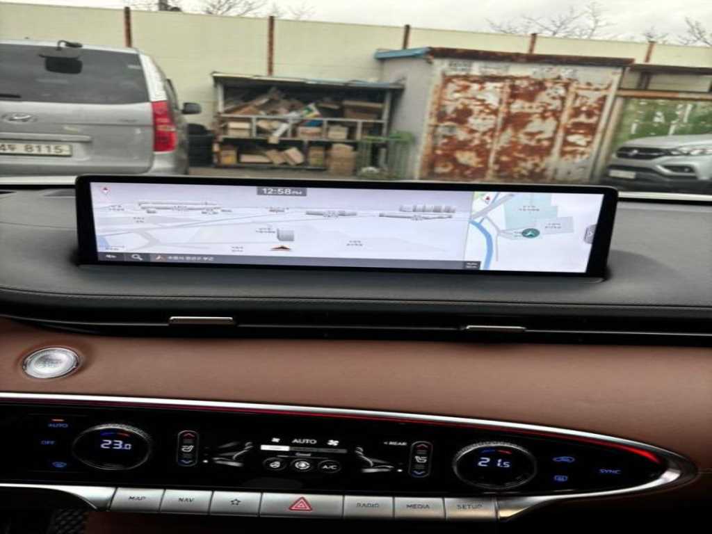 제네시스 GV70 2.5T 2WD 기본형 - 이미지 9