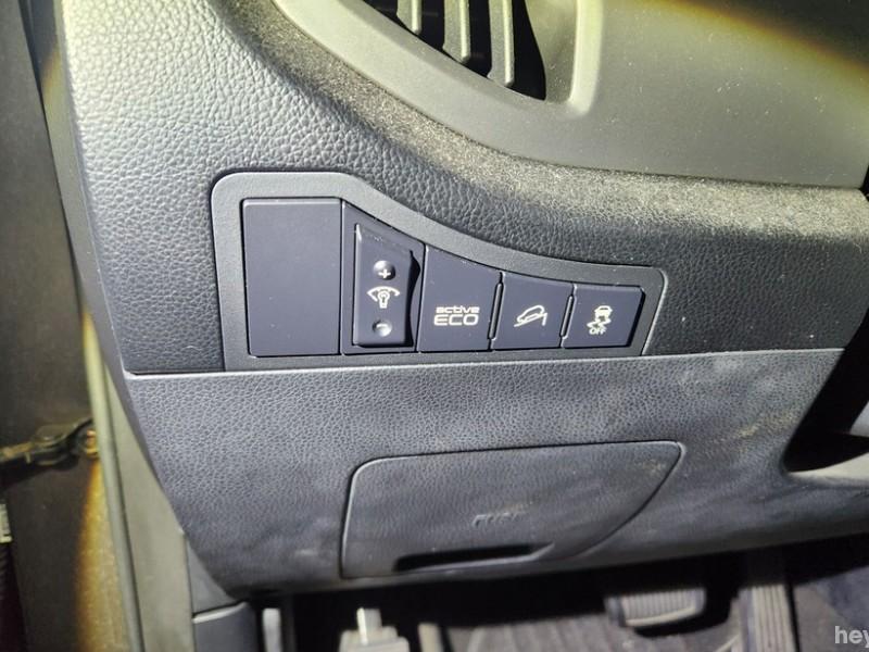 기아 스포티지 R 디젤 R2.0 2WD TLX 최고급형