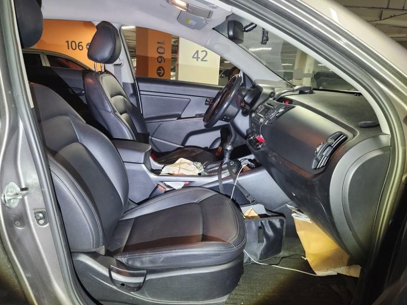 기아 스포티지 R 디젤 R2.0 2WD TLX 최고급형 - 이미지 2