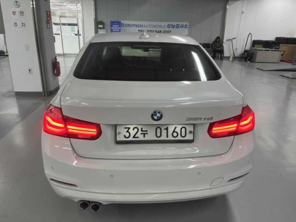 BMW 3시리즈(6세대) 320d - 이미지 5