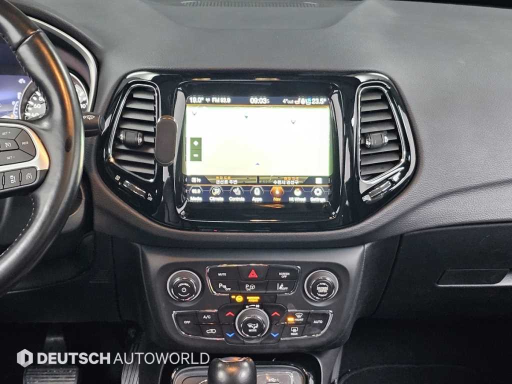 지프 컴패스(MP) 2.4 AWD 리미티드 하이 - 이미지 14