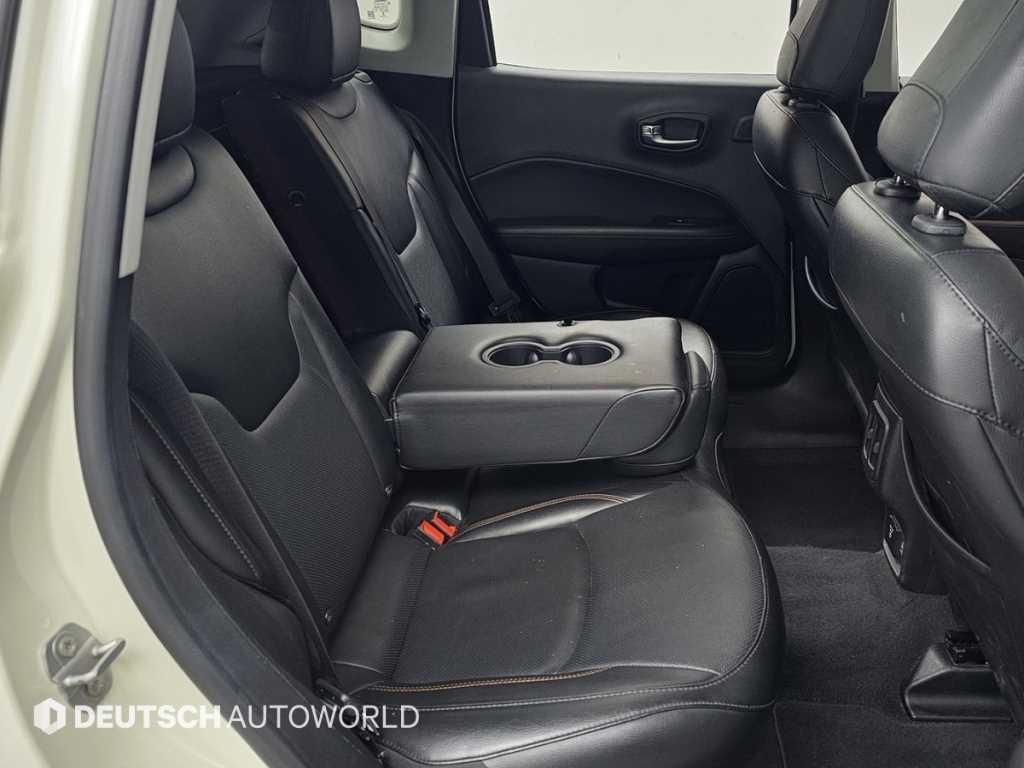 지프 컴패스(MP) 2.4 AWD 리미티드 하이 - 이미지 10