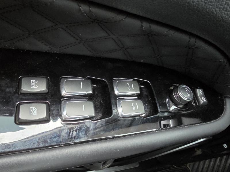 KG모빌리티(쌍용) 올 뉴렉스턴 2.2 4WD 프레스티지 - 이미지 7