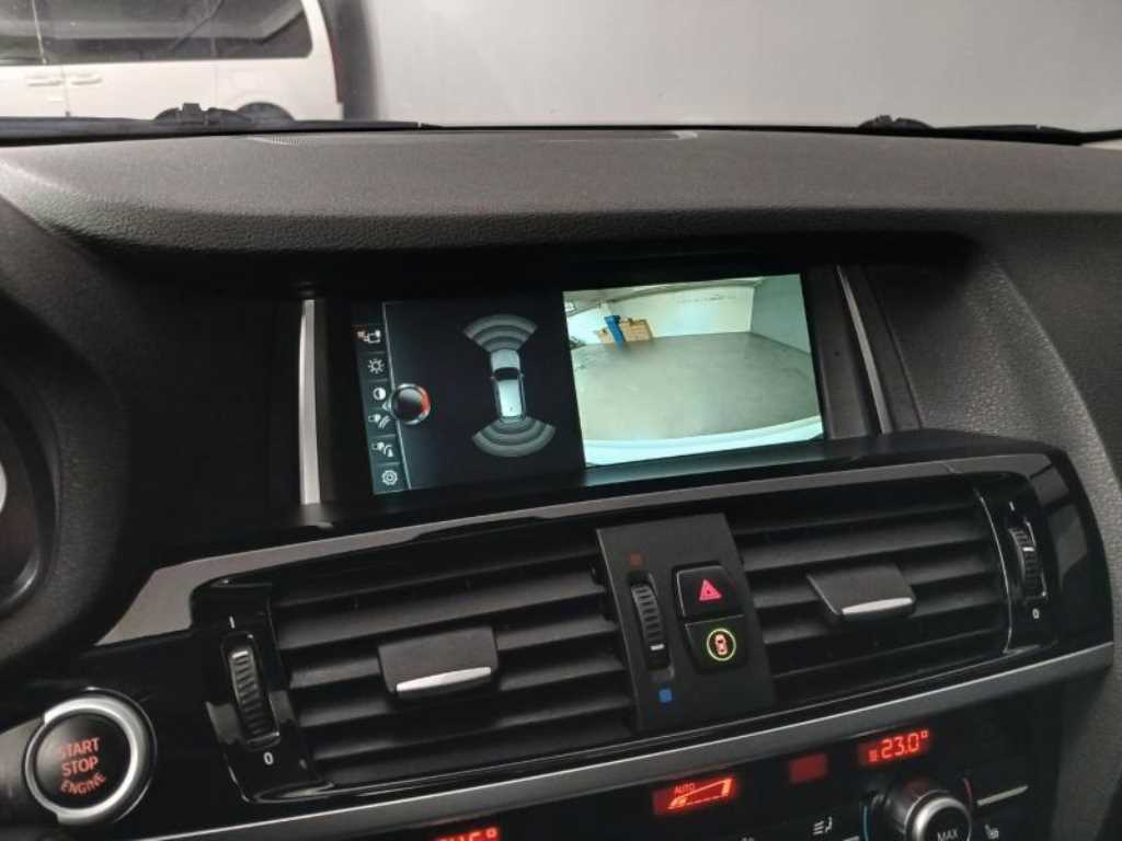 BMW X3(2세대) 20d xDrive M 에어로다이나믹 - 이미지 9