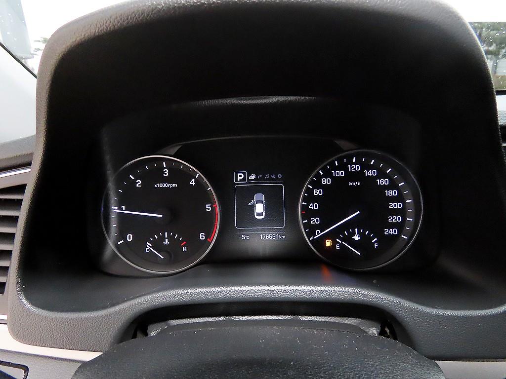 현대 아반떼AD 1.6 디젤 프리미엄 - 이미지 19