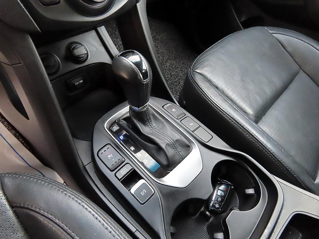 현대 싼타페(DM) 디젤 R2.0 4WD 프리미엄 - 이미지 11