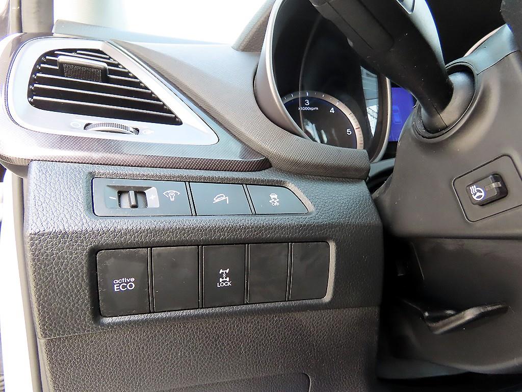 현대 싼타페(DM) 디젤 R2.0 4WD 프리미엄 - 이미지 2