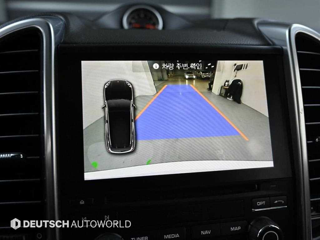 포르쉐 카이엔(2세대) 디젤 3.0 플래티넘에디션 - 이미지 15