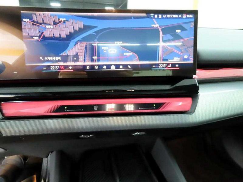 BMW 5시리즈(8세대) 530e M 스포츠 - 이미지 14