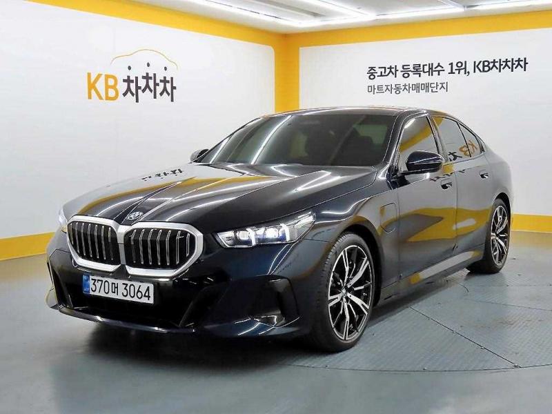 BMW 5시리즈(8세대) 530e M 스포츠 - 이미지 6