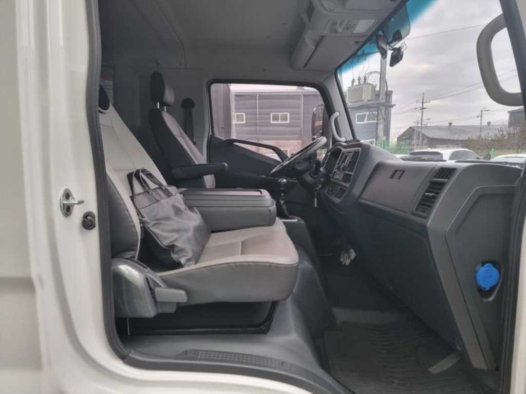 현대 올 뉴마이티 윙바디 3.5톤 - 이미지 4