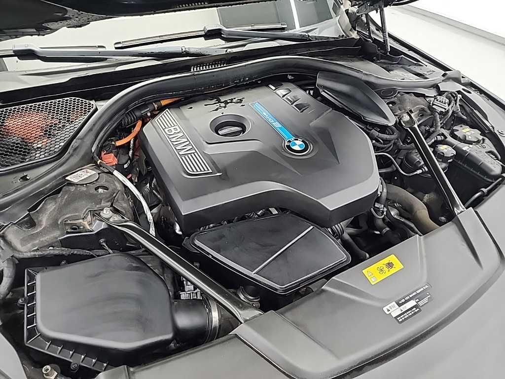 BMW 7시리즈(6세대) 740e M 스포트팩 - 이미지 12