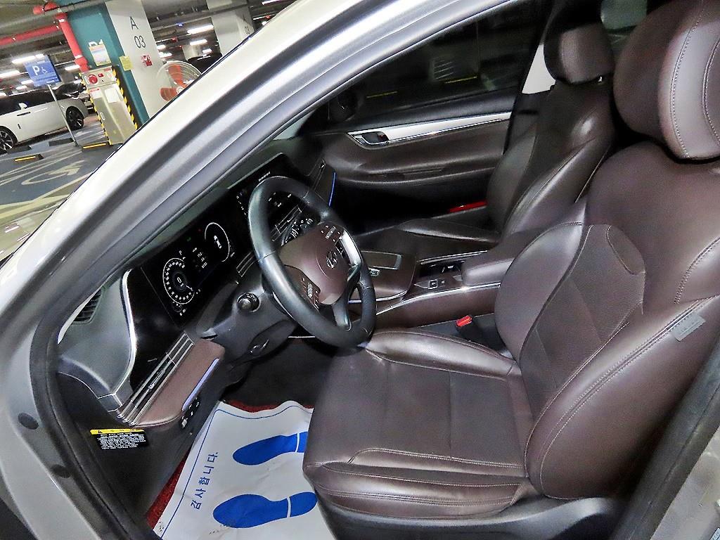 현대 더 뉴그랜저IG 가솔린 2.5 프리미엄 초이스 - 이미지 11