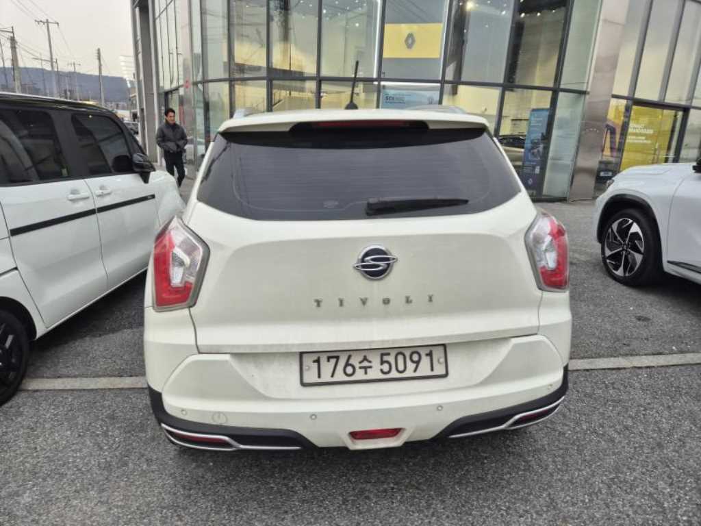 KG모빌리티(쌍용) 티볼리 아머 1.6 디젤 VX - 이미지 6