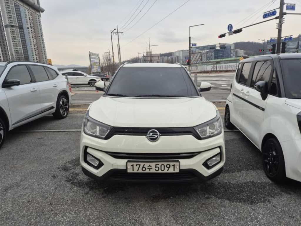 KG모빌리티(쌍용) 티볼리 아머 1.6 디젤 VX - 이미지 7