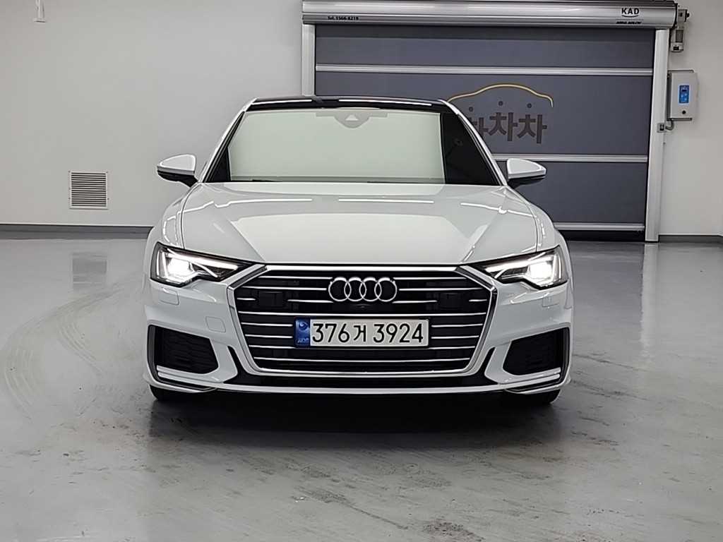 아우디 A6(5세대) 45 TFSI 프리미엄 - 이미지 7