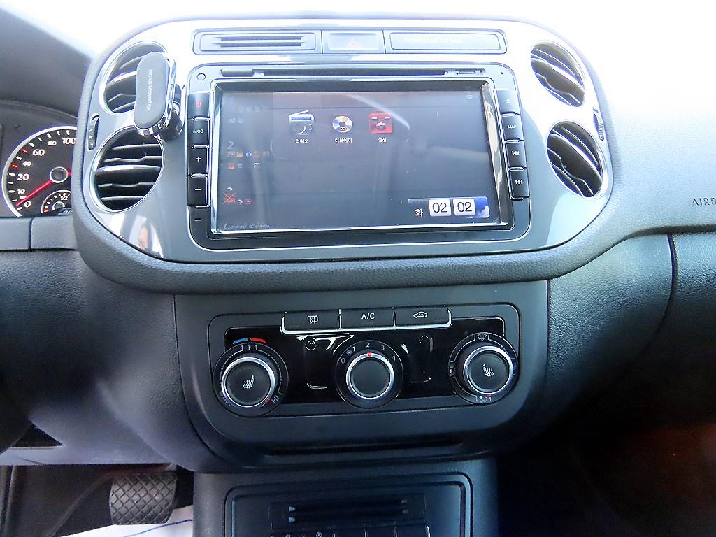 폭스바겐 티구안 2.0 TDI 블루모션 컴포트 - 이미지 18