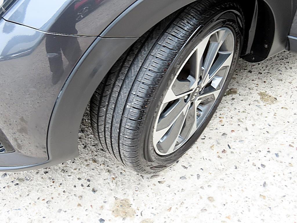 기아 스토닉 1.4 가솔린 프레스티지 - 이미지 9