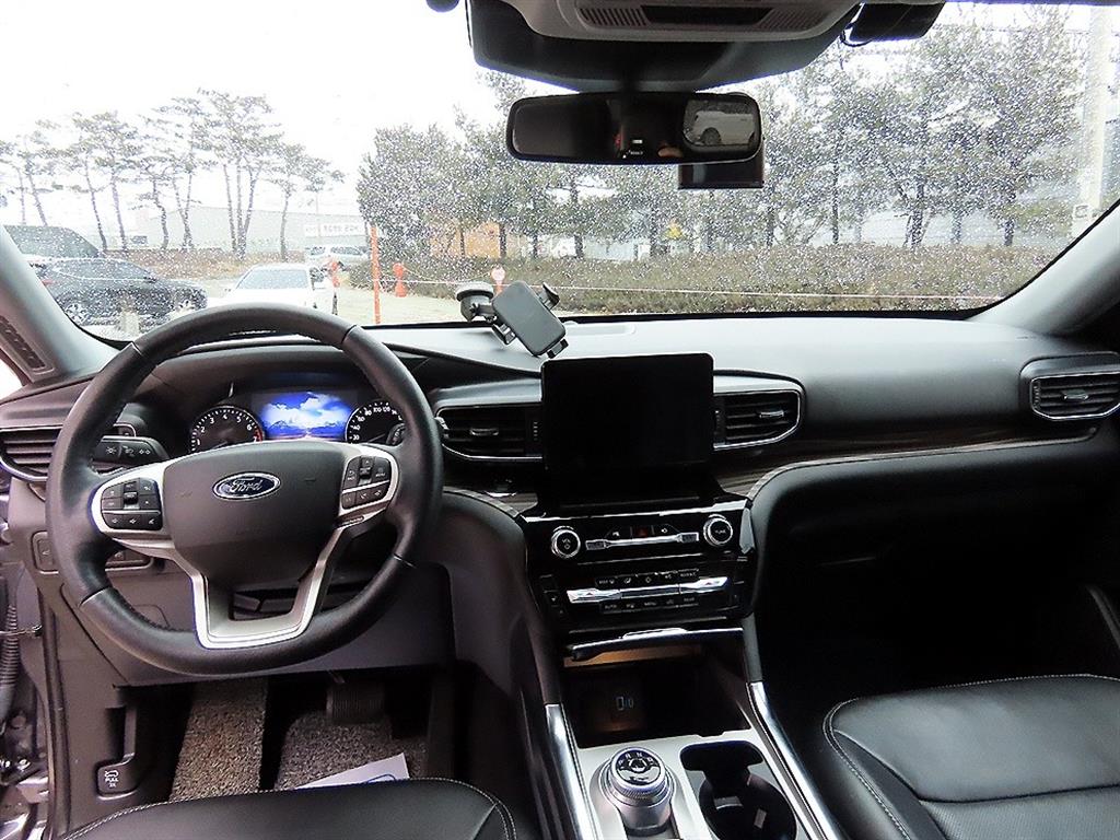 포드 익스플로러(6세대) 2.3 AWD 리미티드 - 이미지 13