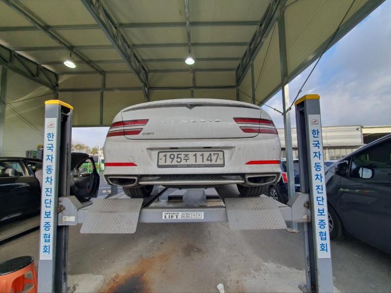 제네시스 더 올뉴G80 가솔린 3.5 2WD 기본형 - 이미지 2