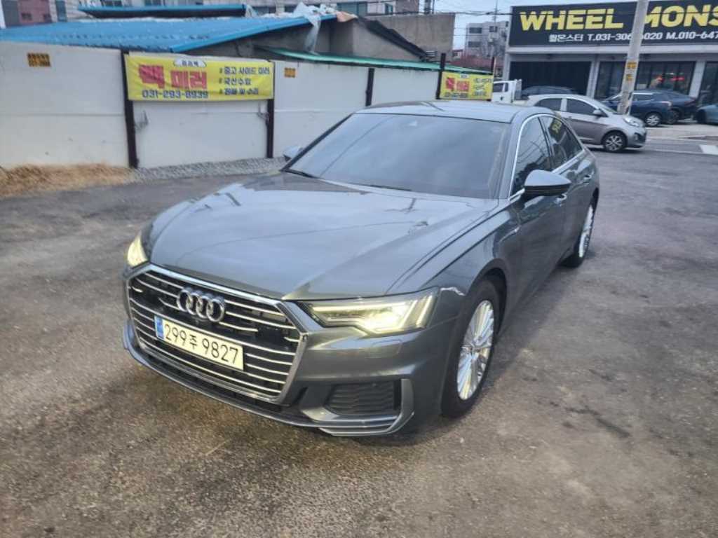 아우디 A6(5세대) 45 TFSI 프리미엄 - 이미지 3