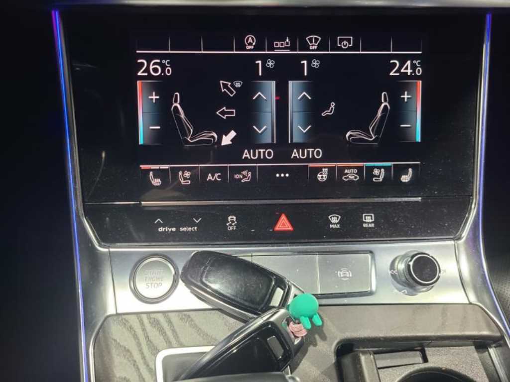 아우디 A6(5세대) 45 TFSI 프리미엄 - 이미지 8