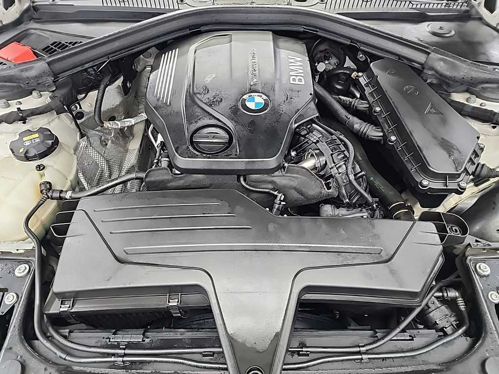 BMW 1시리즈(2세대) 5도어 118d 스포츠 라인 - 이미지 17