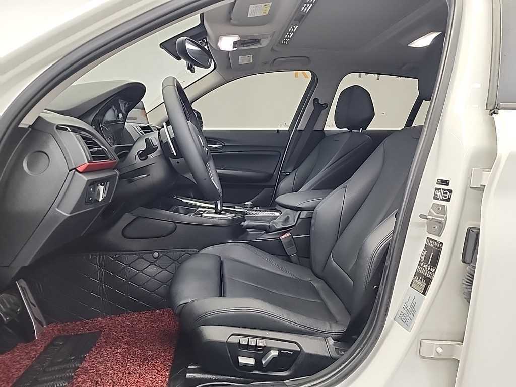 BMW 1시리즈(2세대) 5도어 118d 스포츠 라인