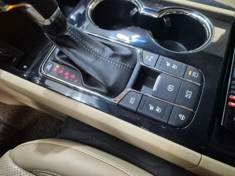 기아 더 뉴카니발 9인승 디젤 노블레스 스페셜 - 이미지 4