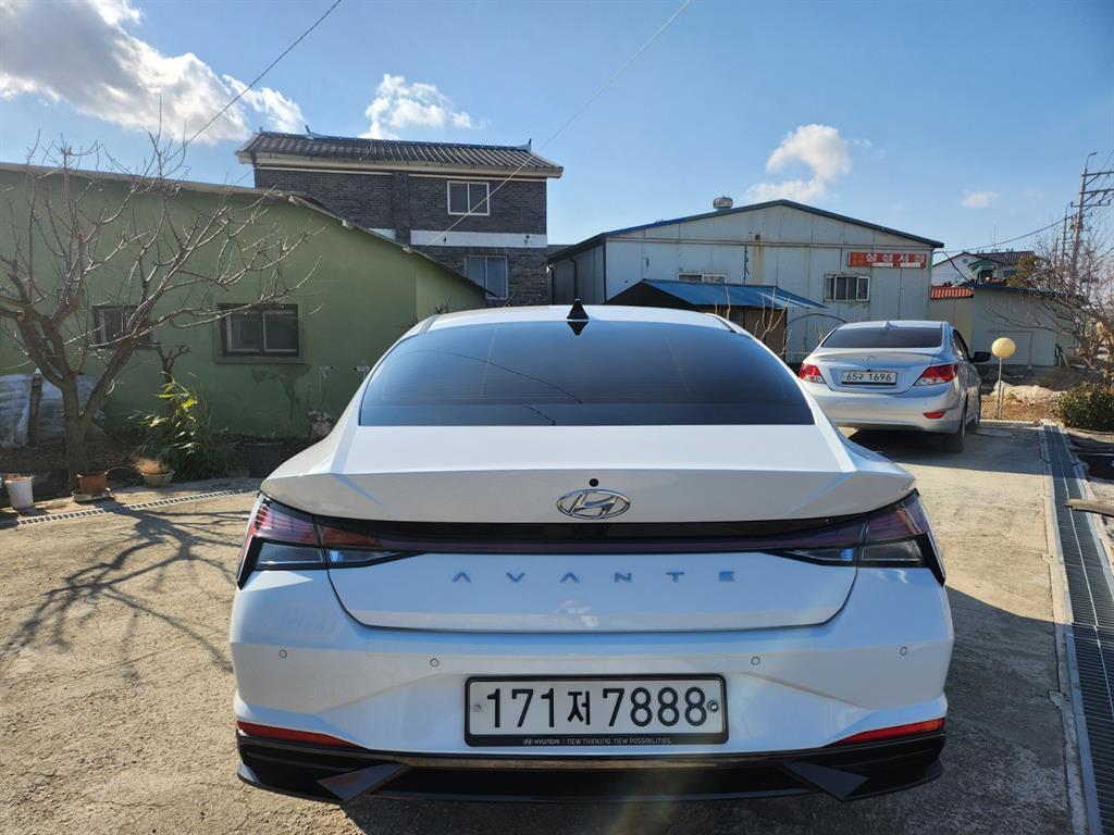 현대 아반떼(CN7) 1.6 가솔린 인스퍼레이션 - 이미지 19