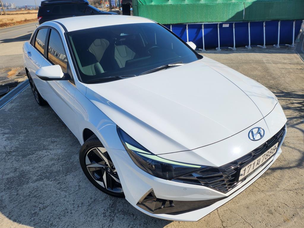 현대 아반떼(CN7) 1.6 가솔린 인스퍼레이션 - 이미지 12