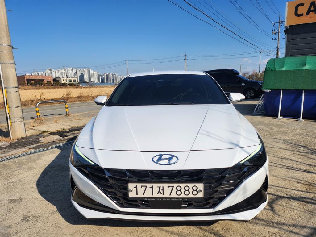 현대 아반떼(CN7) 1.6 가솔린 인스퍼레이션 - 이미지 9