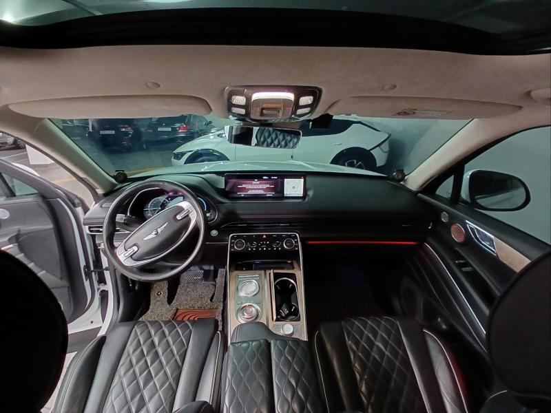 제네시스 GV80 2.5 가솔린 AWD 기본형 - 이미지 18